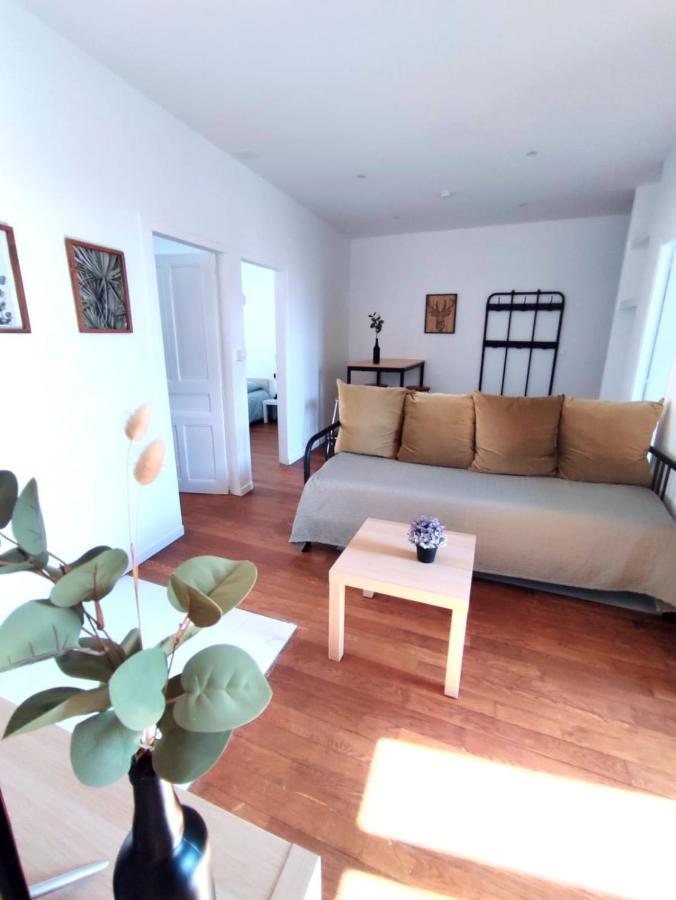 Appartement Hyper Centre De Montargis Bagian luar foto