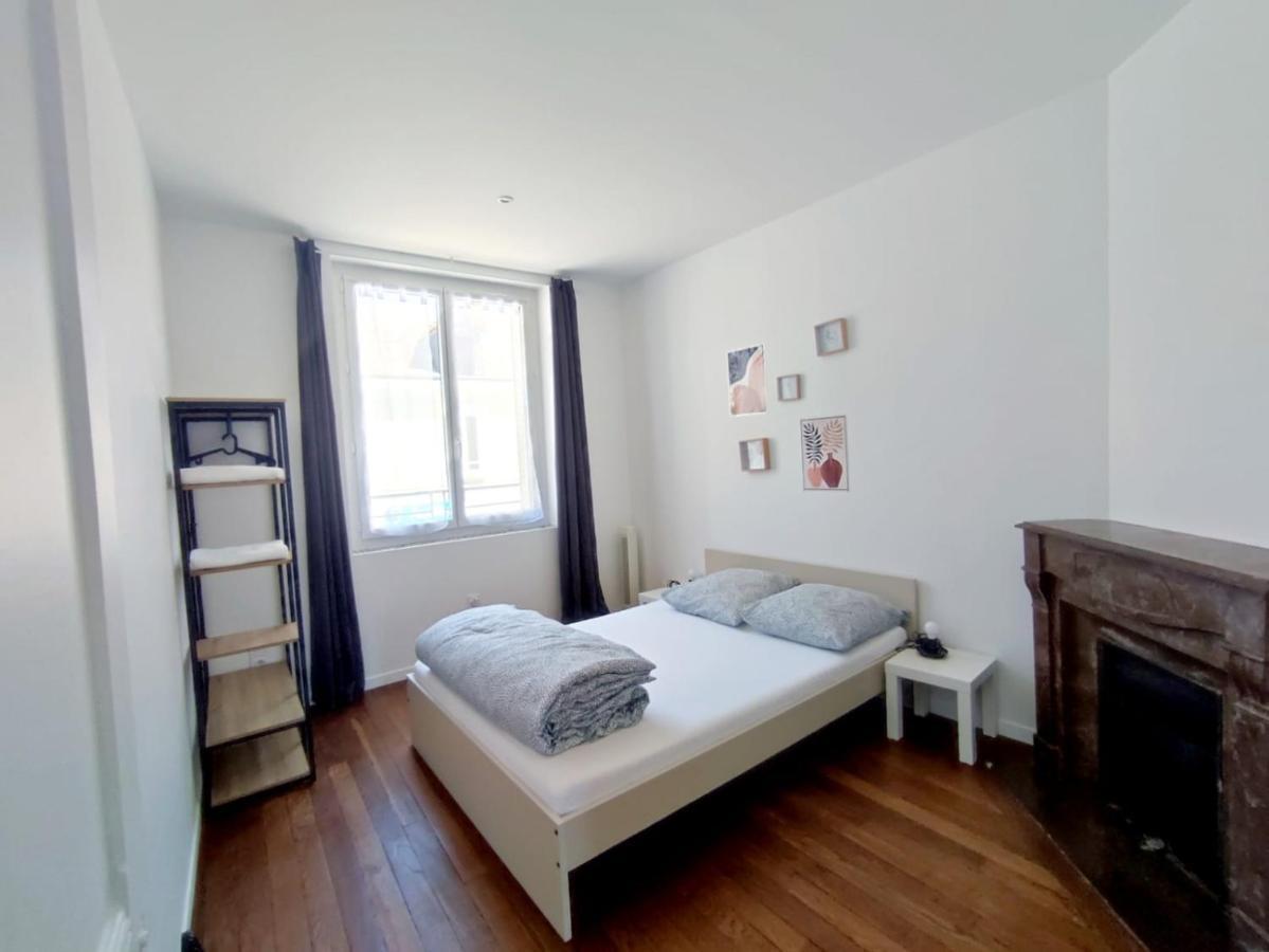 Appartement Hyper Centre De Montargis Bagian luar foto